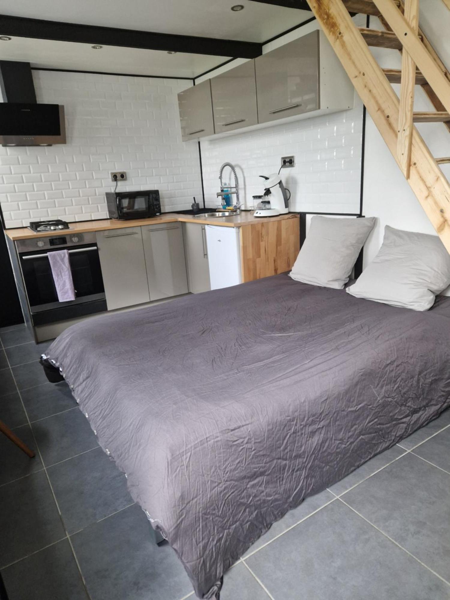 Apartment Maisonnette A 200m De La Avec Parking Gratuit Et Terrasse *